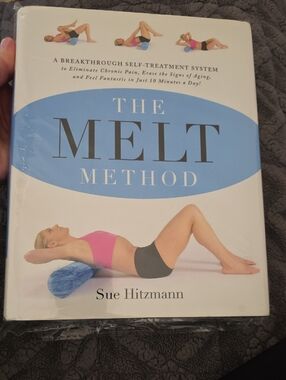 The MELT Method by - White & Blue Cover